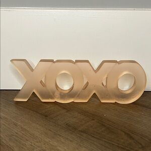 Peach XOXO Decorative Sign